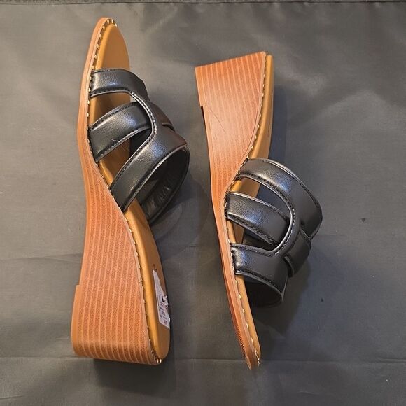 BRAND NEW BAMBOO THIN STUDDED LINER DESIGN WOMENS WEDGE SANDAL - Picture 14 of 15